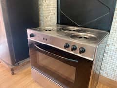 Oriel Great Condition 3 Burners Cooking Range For Sale