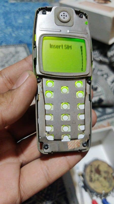 Nokia 1100 2