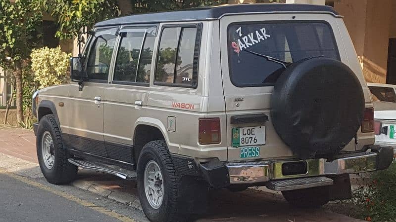 Mitsubishi Pajero 1991 2