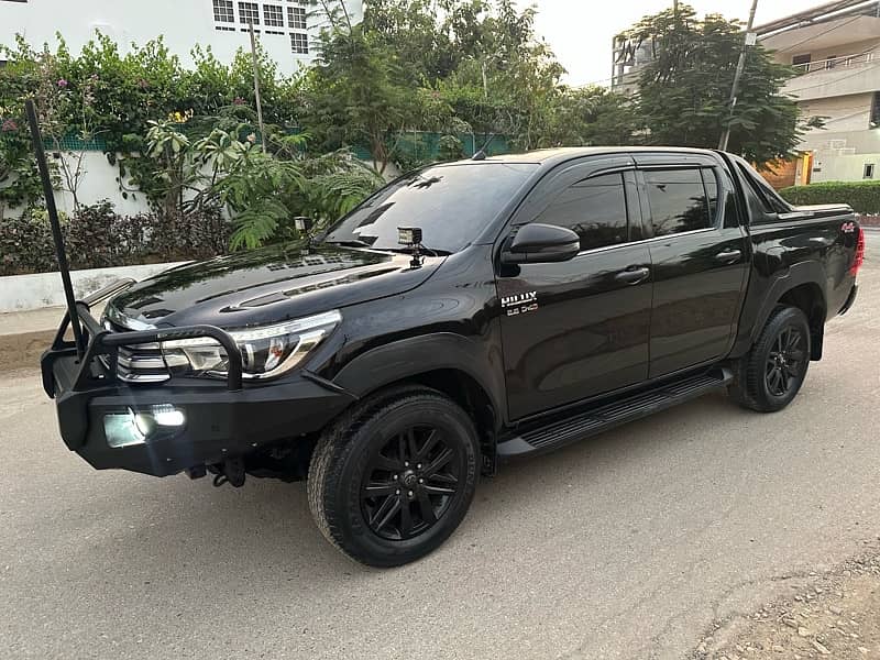 Toyota Hilux Revo V Grade Push Start Fully Loaded 2019 Like New 9