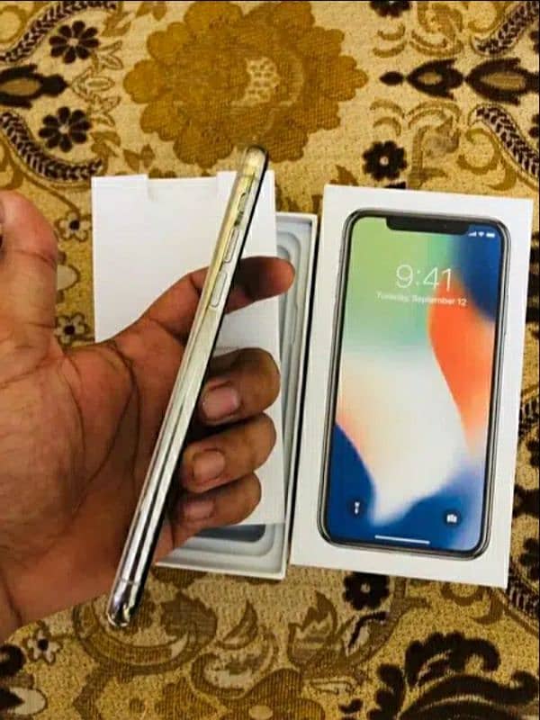 iphone x 256Gb pta approved with box and charger 2