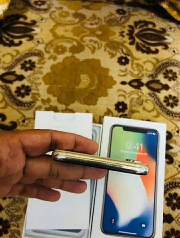 iphone x 256Gb pta approved with box and charger 5