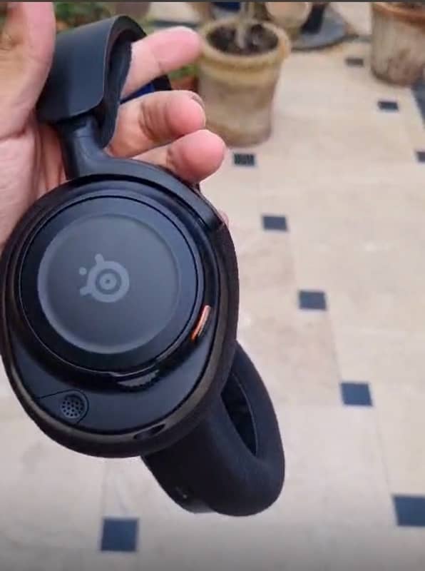 Steelseries arctis nova 7p 2