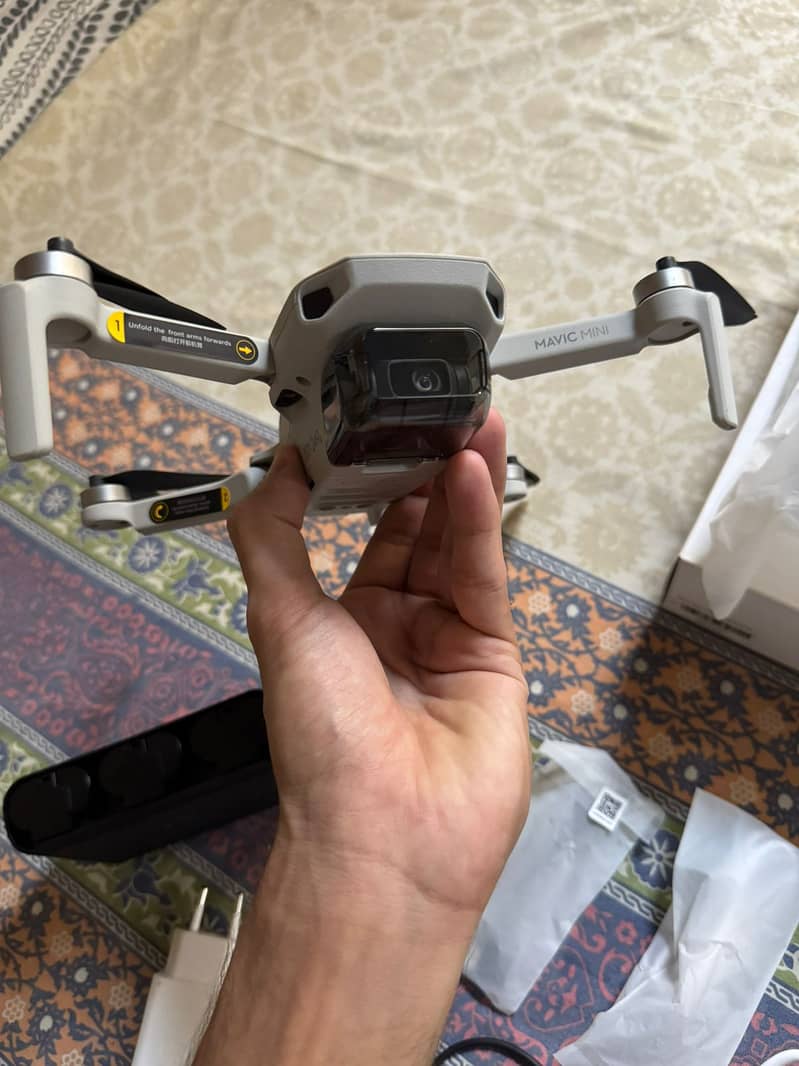 DJI MAVIC MINI 4