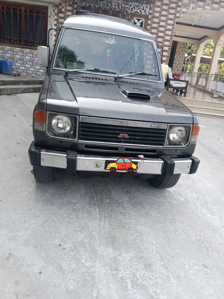 Mitsubishi pajero 1991 19