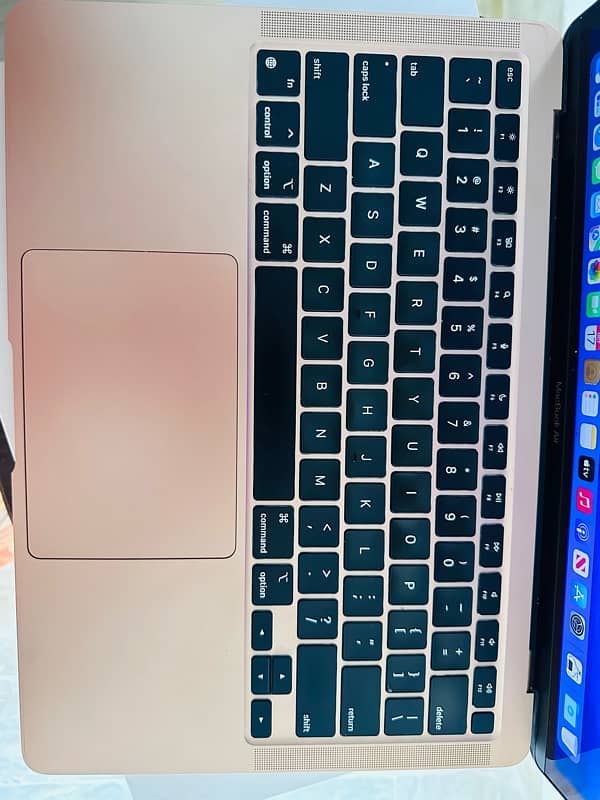 Macbook Air M1 2020 3