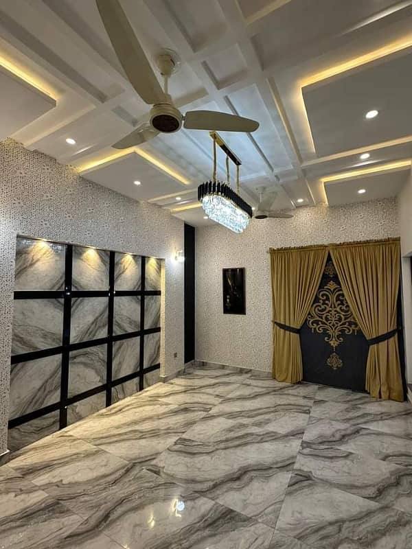 10 Marla Brand New Luxury Upper Portion Is Available For Rent In GULMOHAR BLOCK Bahria Town Lahore 2