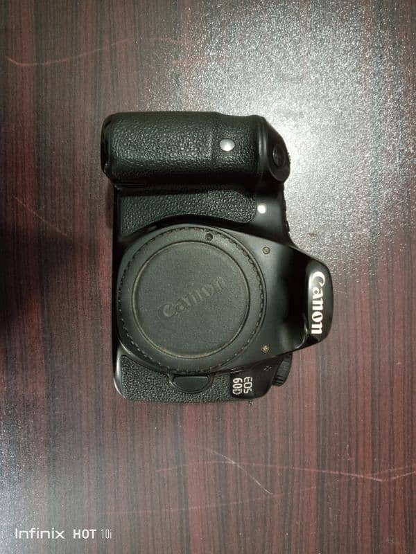 Canon 60D with flash gun and tracker 2