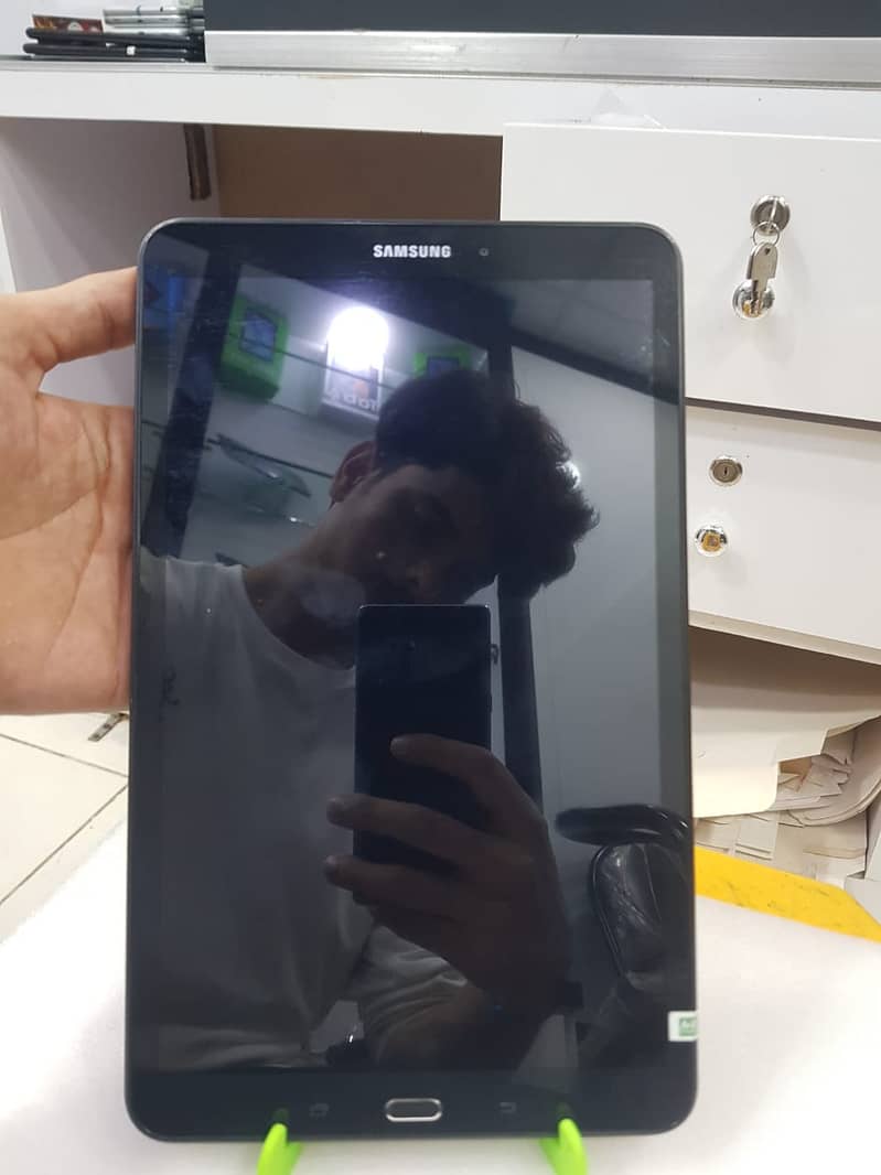 Samsung Galaxy Tablet T585   2/16  10"  for Sale - Brand New Condition 3