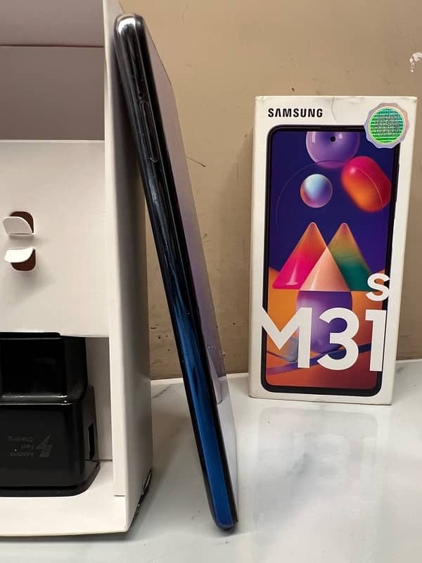 SAMSUNG M31 S 6/128 with complete box 6