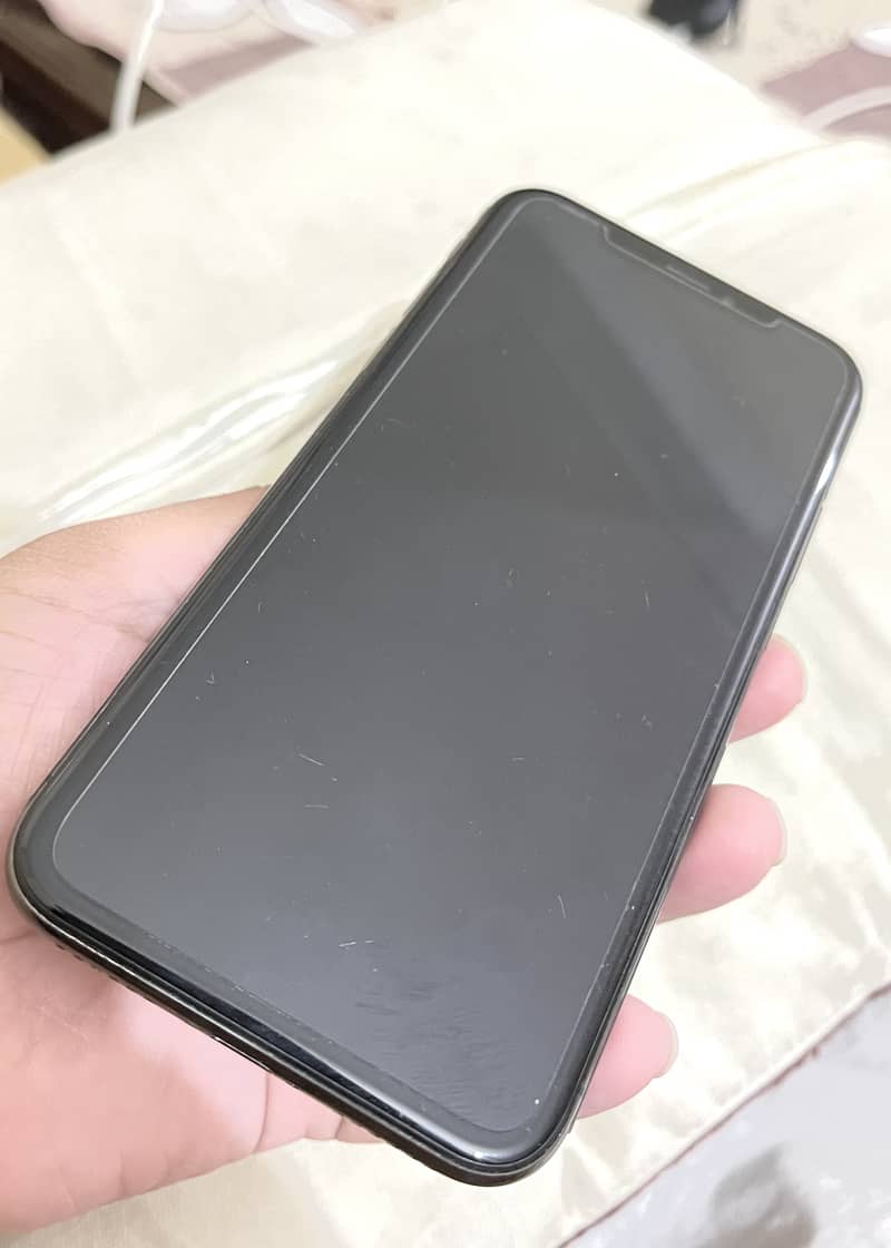 iPhone X 64GB NON PTA FACTORY UNLOCK 4