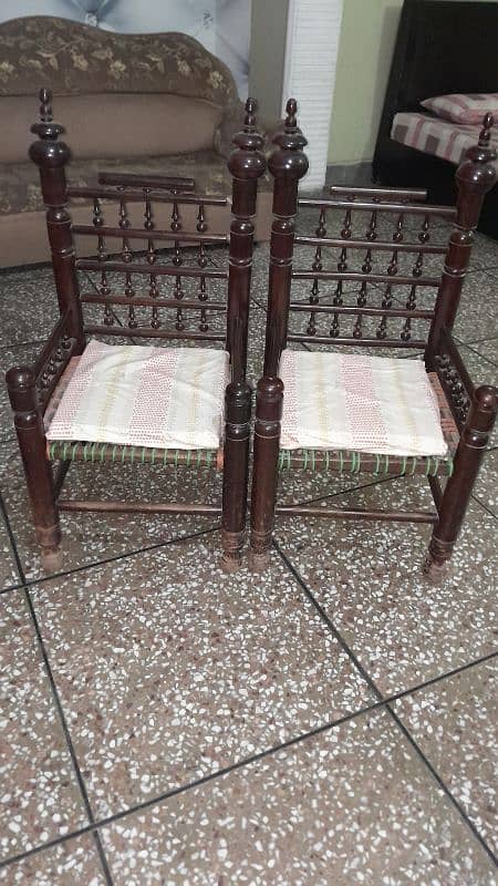 solid woden chairs (pherrha] 0