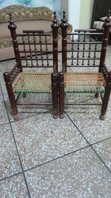 solid woden chairs (pherrha] 1