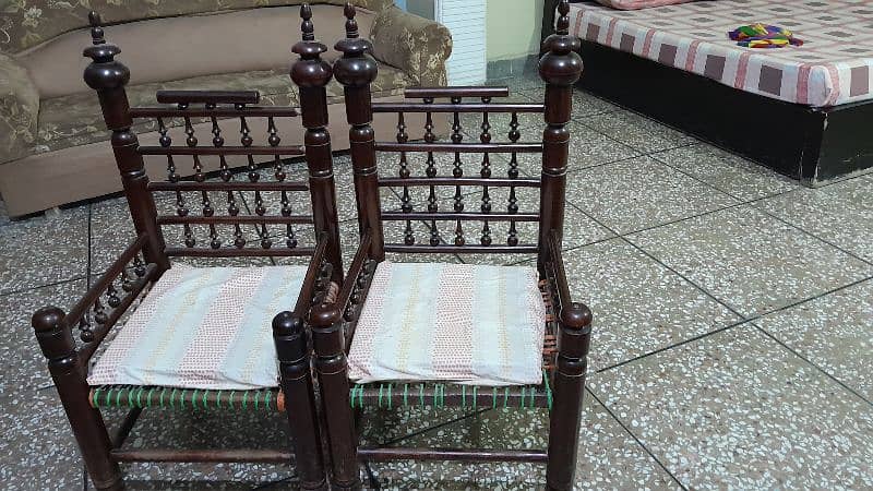 solid woden chairs (pherrha] 2