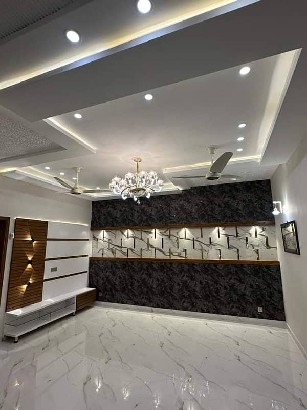 10 Marla Brand New Luxury Upper Portion For Rent In Shaheen Block Bahria Town LAHORE 1