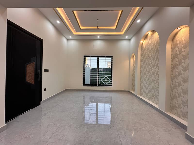 5 Marla Modern Brand New House For Rent. 6