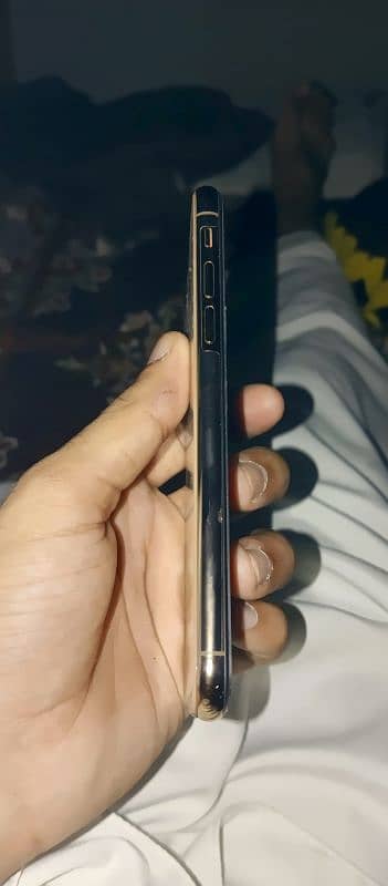 iphone xs 64gb all okay 2