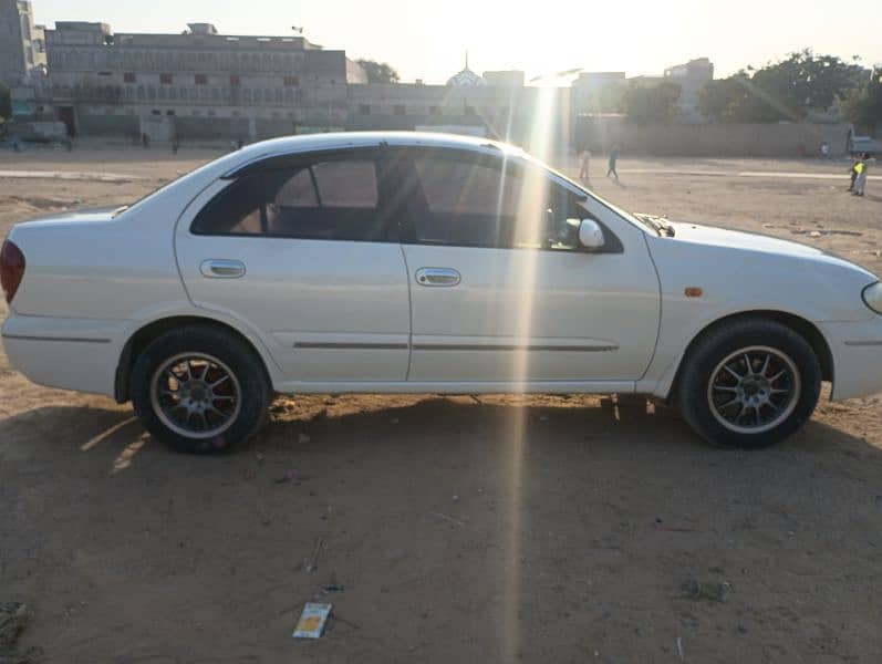 Nissan Sunny 2006 6