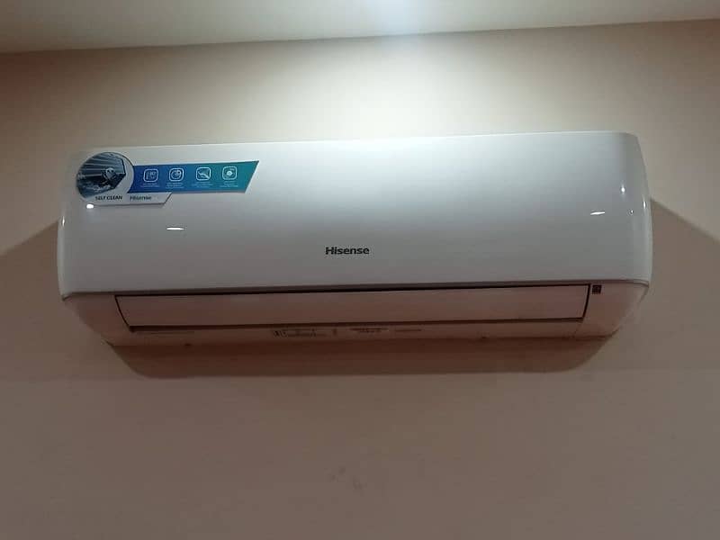 hison ac /DC 3 to 4 month used with all accesories 4