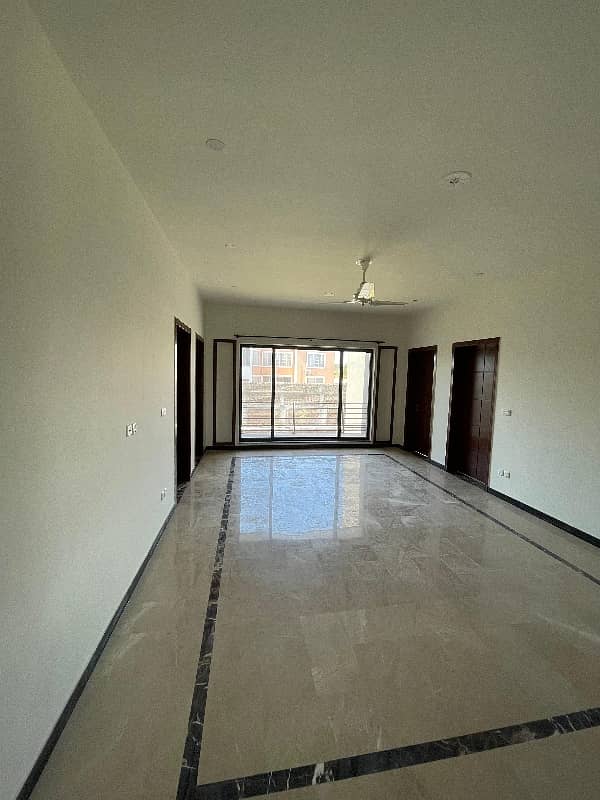 Gulberg Greens 4 Kanal Farmhouse Upper portion For Rent 0