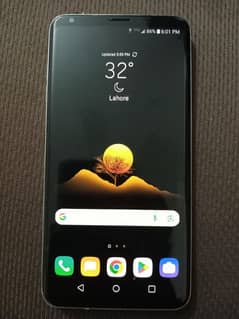 LG V30 4gb 64gb in lush condition