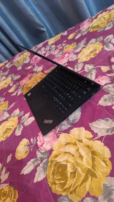 Lenovo Thinkpad X1 Carbon Core i5 7th Gen 5