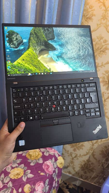 Lenovo Thinkpad X1 Carbon Core i5 7th Gen 9