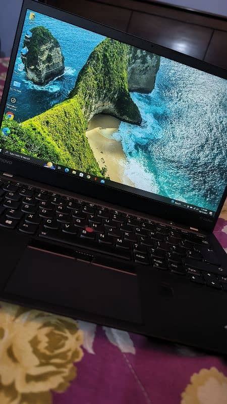 Lenovo Thinkpad X1 Carbon Core i5 7th Gen 11