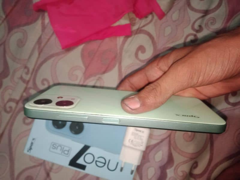 sparkx neo 7+ urgent sale read ad first 4