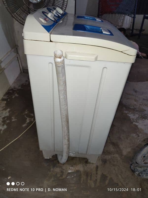 Indus Washing Machine Twin Tub Plastic Body Good Condition 4