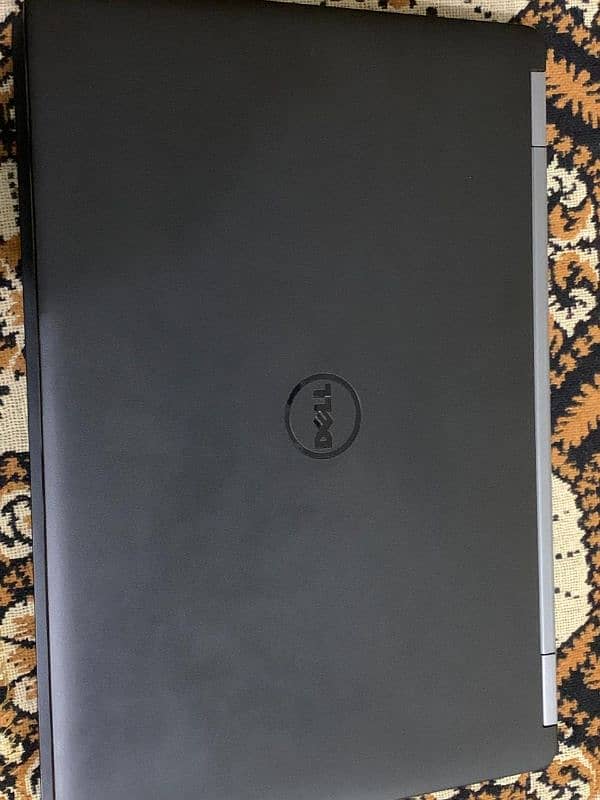 DELL Latitude E7470 Core i7 6th Generation 1