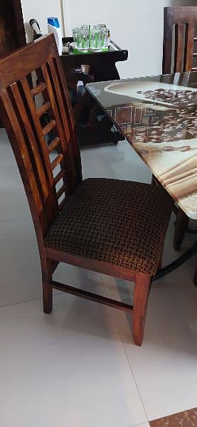 Dining table with 6 wood chairs 1