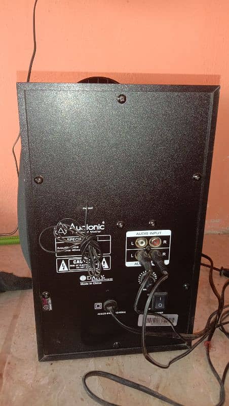 Audionic Mega 100 1