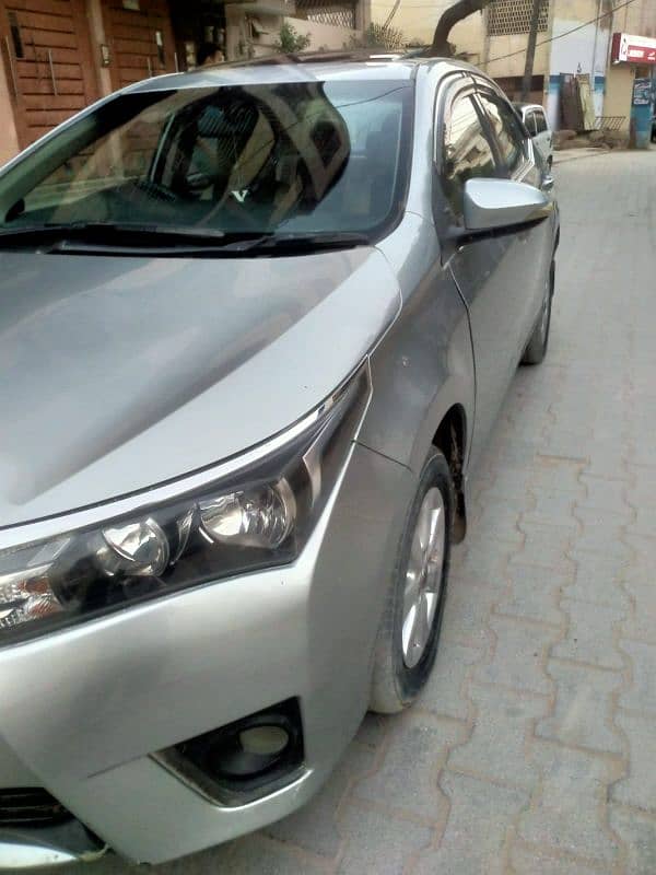 Toyota Altis Grande 2016 1