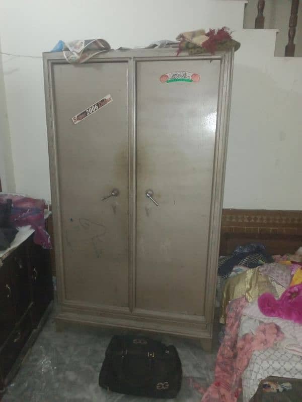 iron cupboard with locker hurry up guys fast urgent sale 1