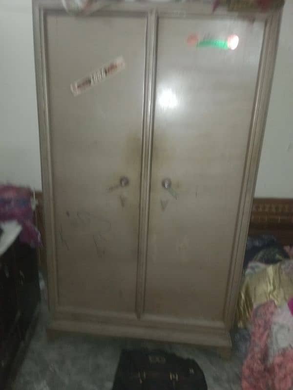 iron cupboard with locker hurry up guys fast urgent sale 2