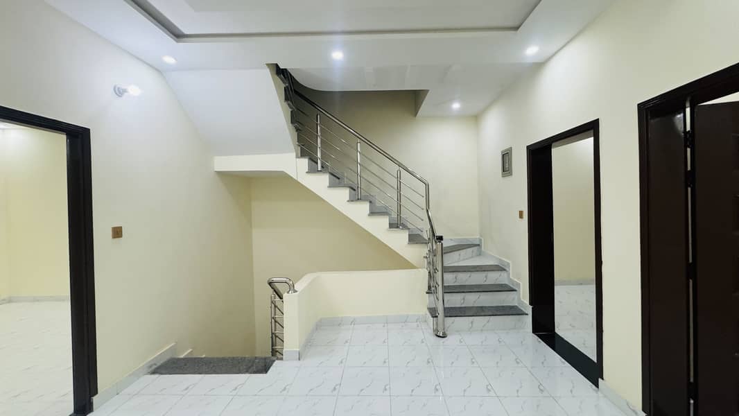 4 Marla Beautiful New House Available For Sale in Azeem Collony Sialkot 9