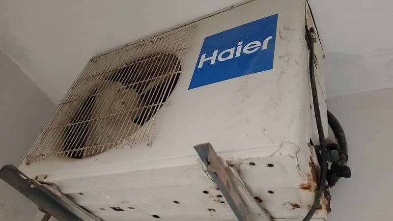 Haier 1 Ton AC good condition. 4