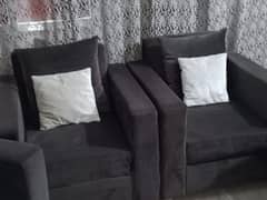 7 Seater Sofa Set With Center Table.