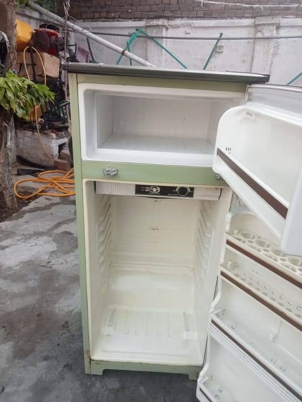 fridge for sale karna hai argent compresser ka masla 8