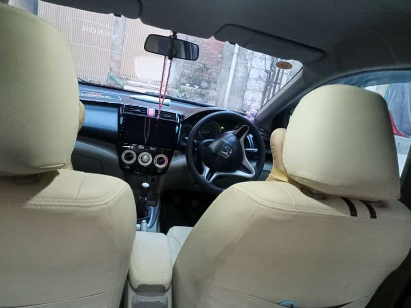 Honda City IVTEC 2015 in mint condition. . smooth drive 4