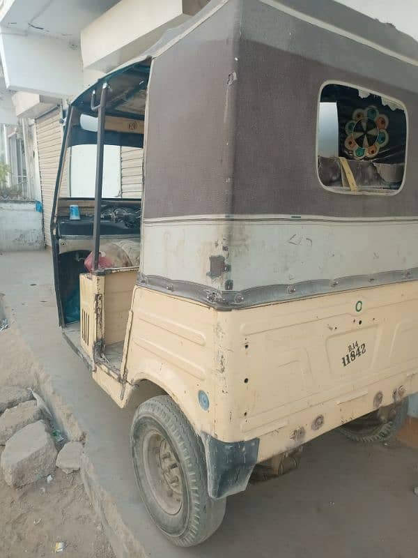 SAZGAR AUTO RIKSHA, 200CC, MODEL D 14, NUMBER 03027316033 4