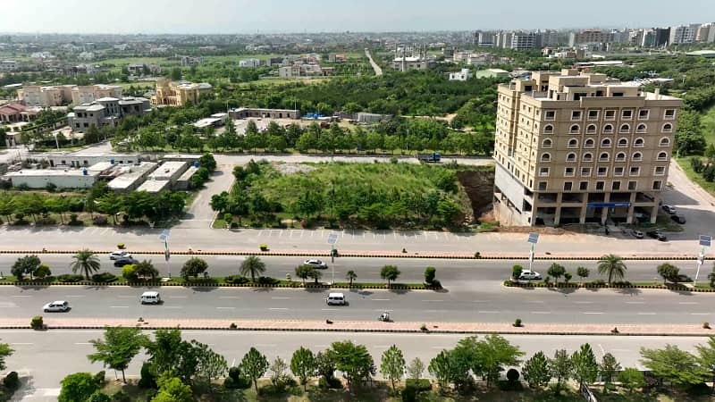 4 kanal Commercial Plot for Sale in Gulberg Greens Islamabad 8