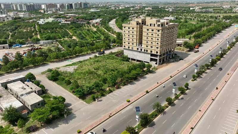 4 kanal Commercial Plot for Sale in Gulberg Greens Islamabad 10