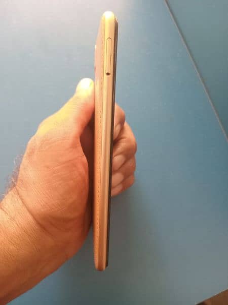 Huawei Y7 Prime 2019 with box lush condition 2