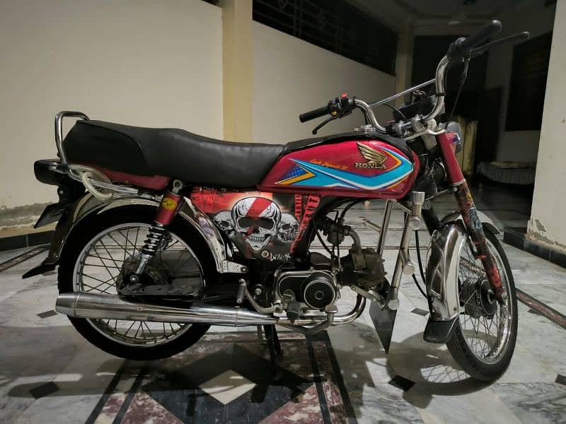 ACHI CONDITION MEIN HA EXCHANGE WITH HONDA 125 POSSIBLE  03249596340 2