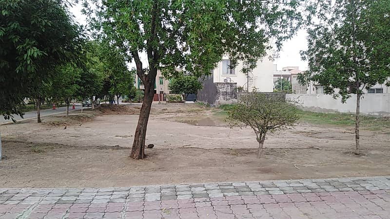 Corner 14 Marla Residential Plot For Sale In Jasmine Block Sector C Bahria Town Lahore 9