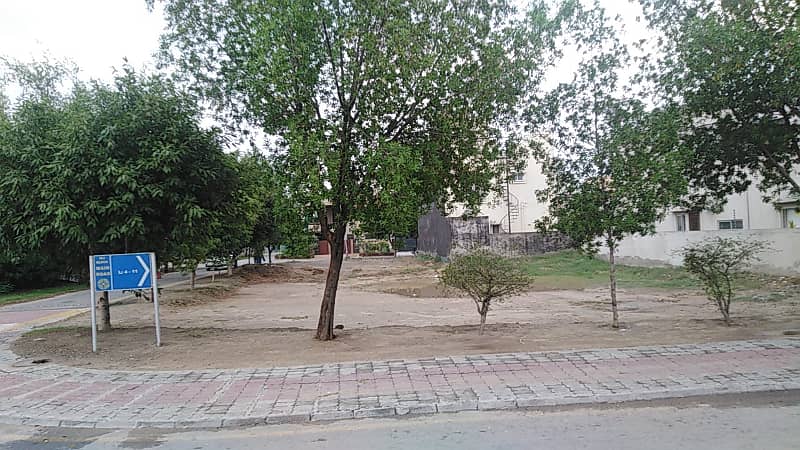 Corner 14 Marla Residential Plot For Sale In Jasmine Block Sector C Bahria Town Lahore 17