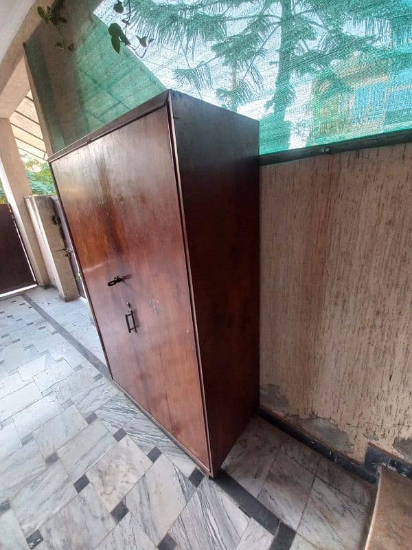 wooden wardrobe in good condition for sale 3