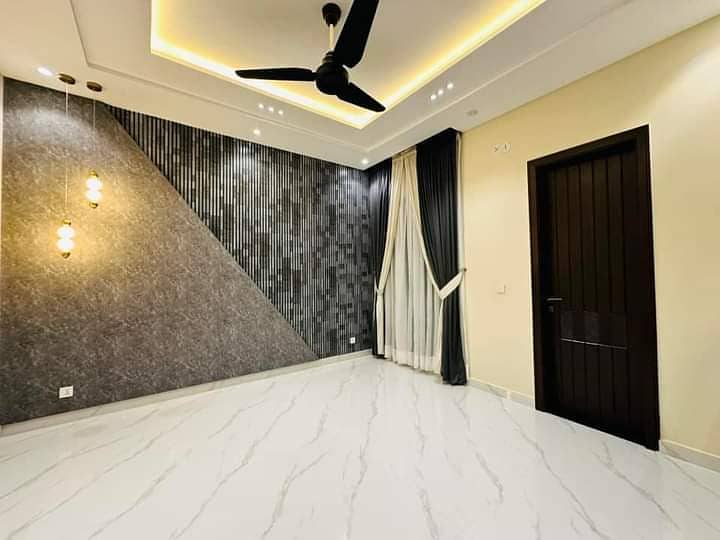 10 Marla Brand New Luxury House Is Available For Rent In Tulip Block Bahria Town Lahore 10